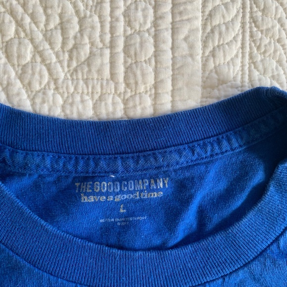 Fashionable long sleeve shirt - Picture 2 of 4